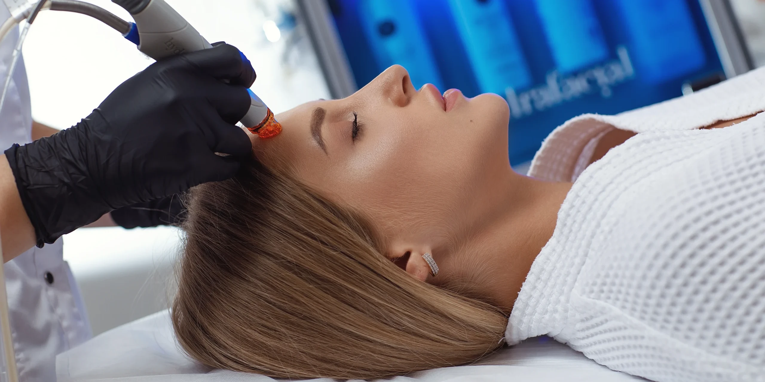 HydraFacial Treatment by Beauty Refined